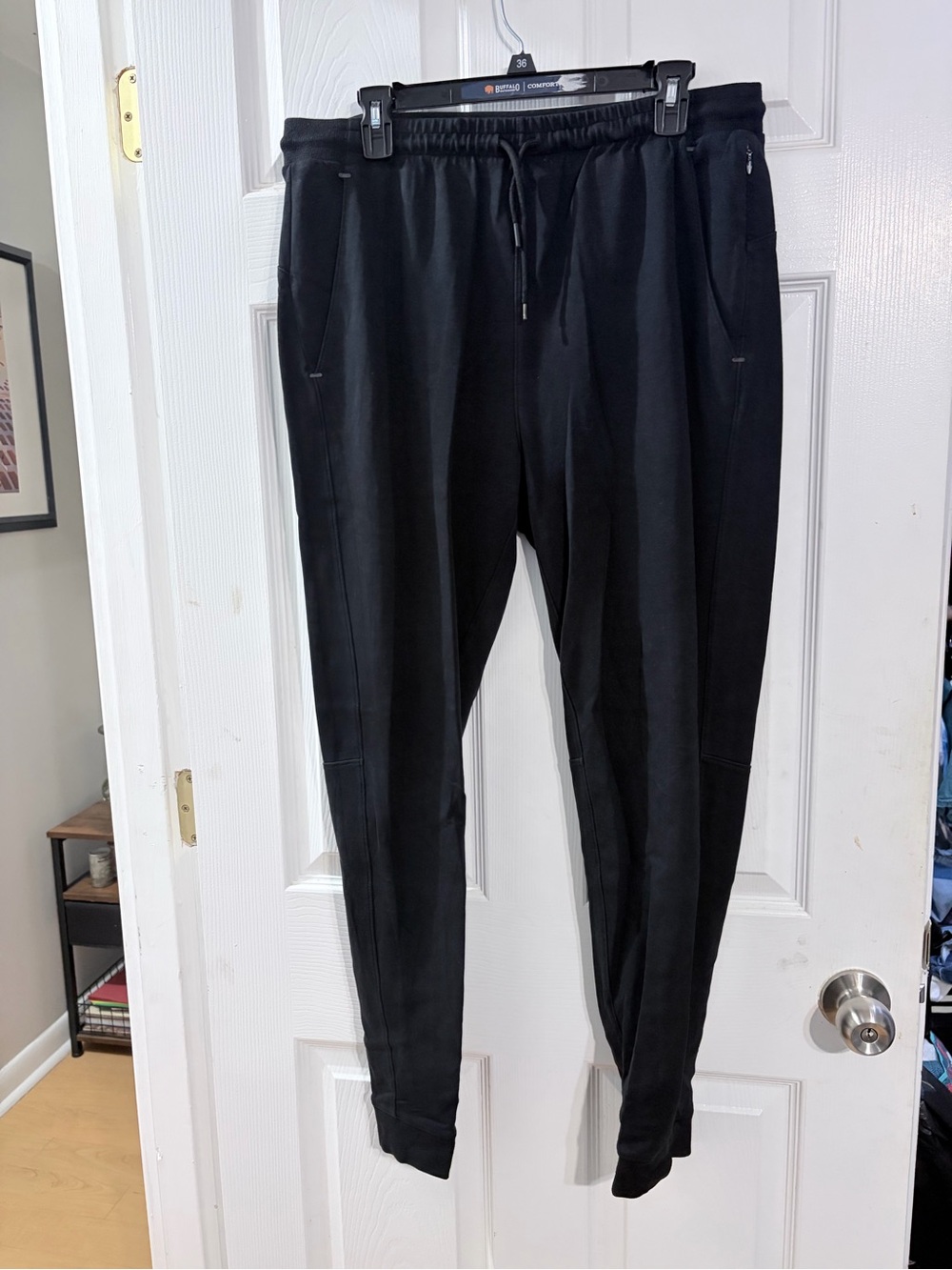 Old Navy Men’s Dynamic Fleece Joggers Black Size L 4-Way Stretch